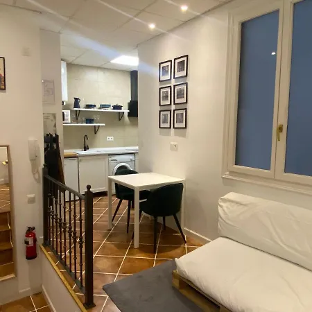 Puerta Del Camino 1 Apartment *